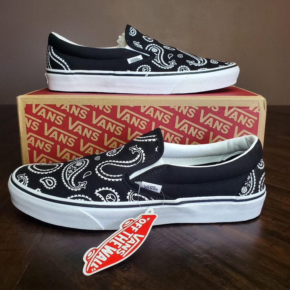 Vans Classic Slip-On Peace Paisley Black Men Size 10.5, Women Size 12